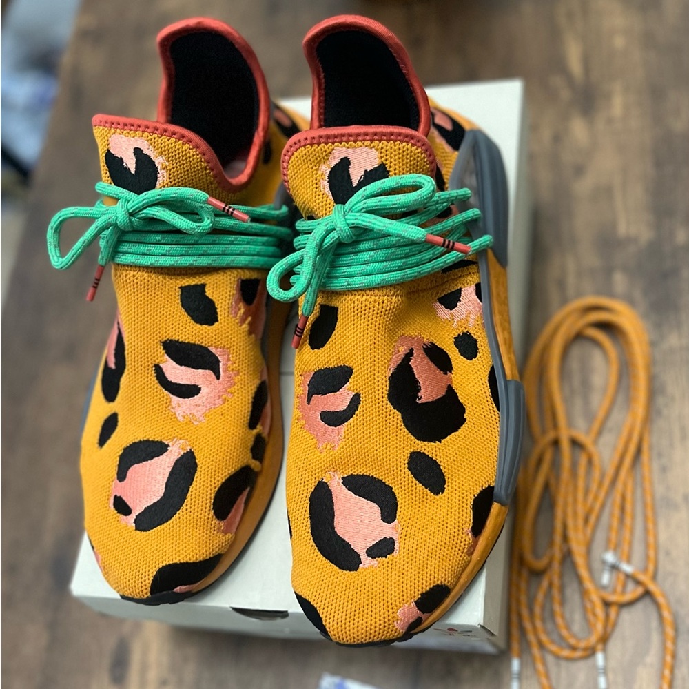 Adidas HU NMD Pharrell Williams Animal Print cheetah 🐆 men’s size 10.5🔥
